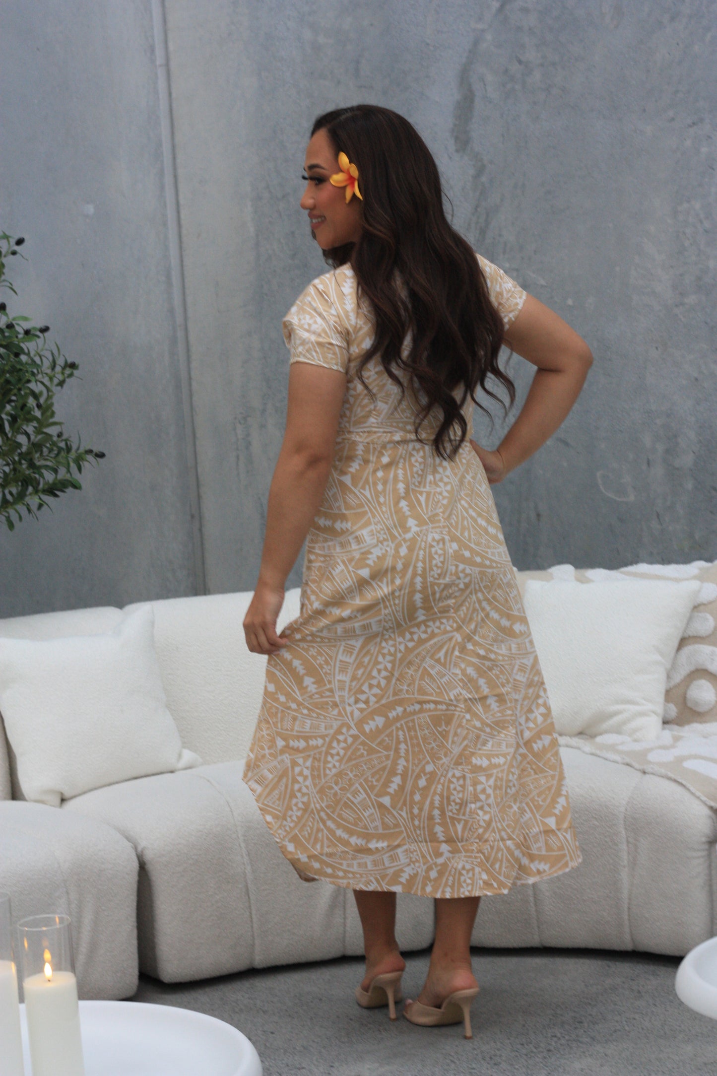 Kalavata Alofa Women's Dress ( Almond )