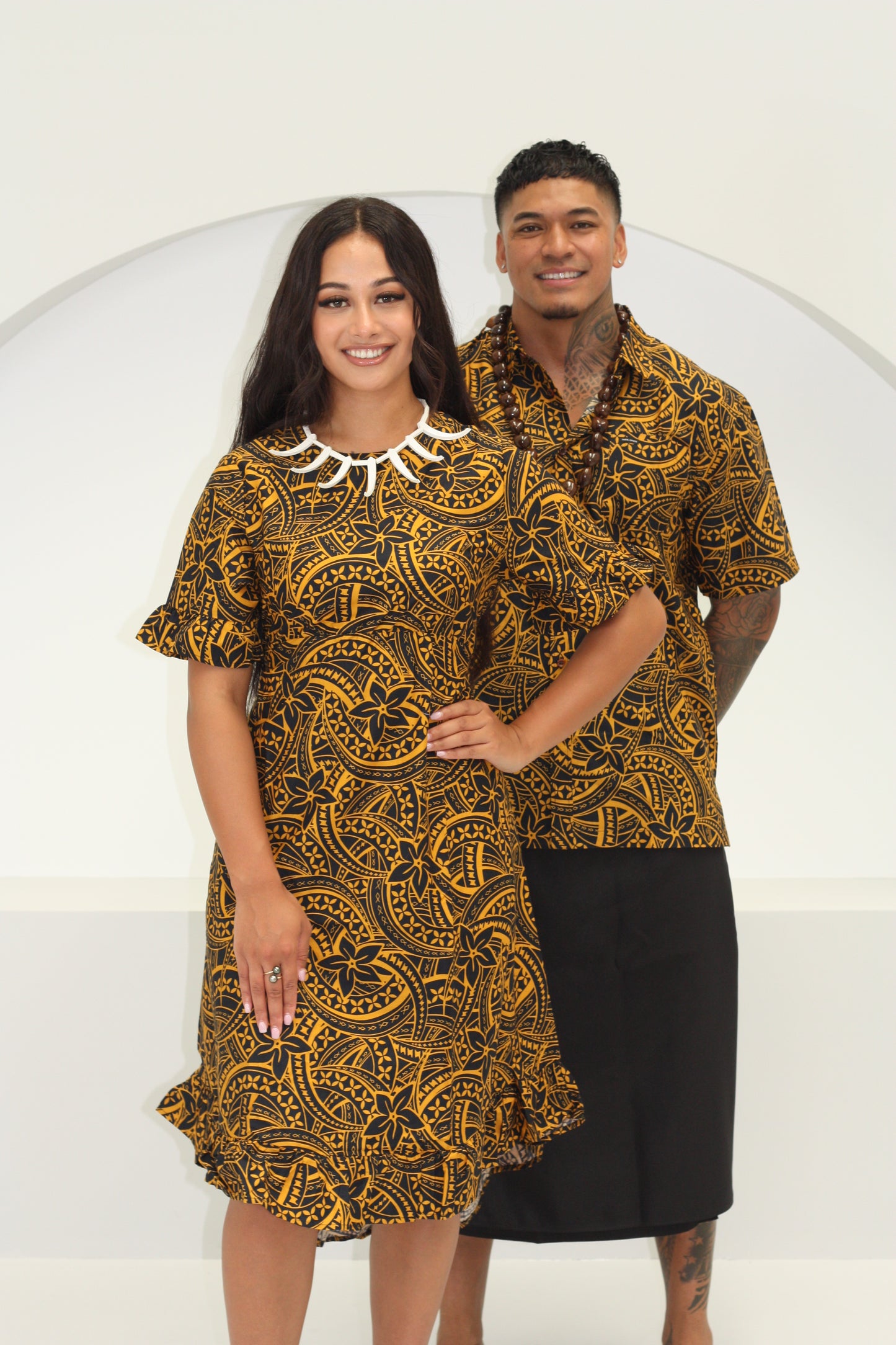 Ladie's Holly Yellow & Black Dress