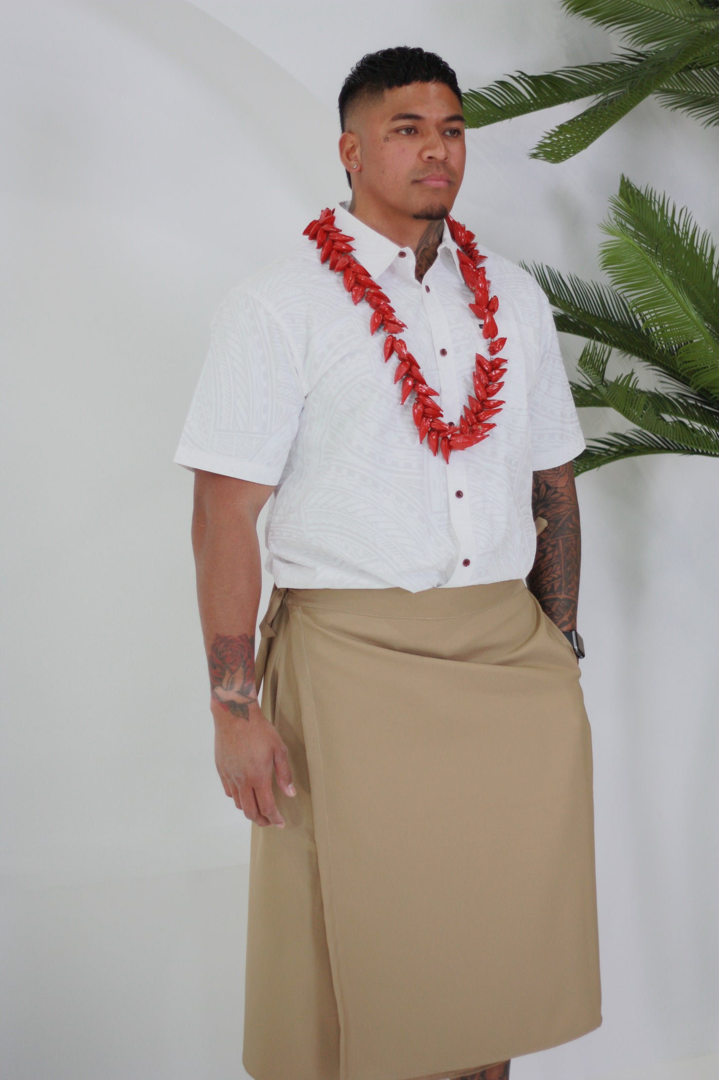 Iefaitaga-Sulu Men's Dark Beige