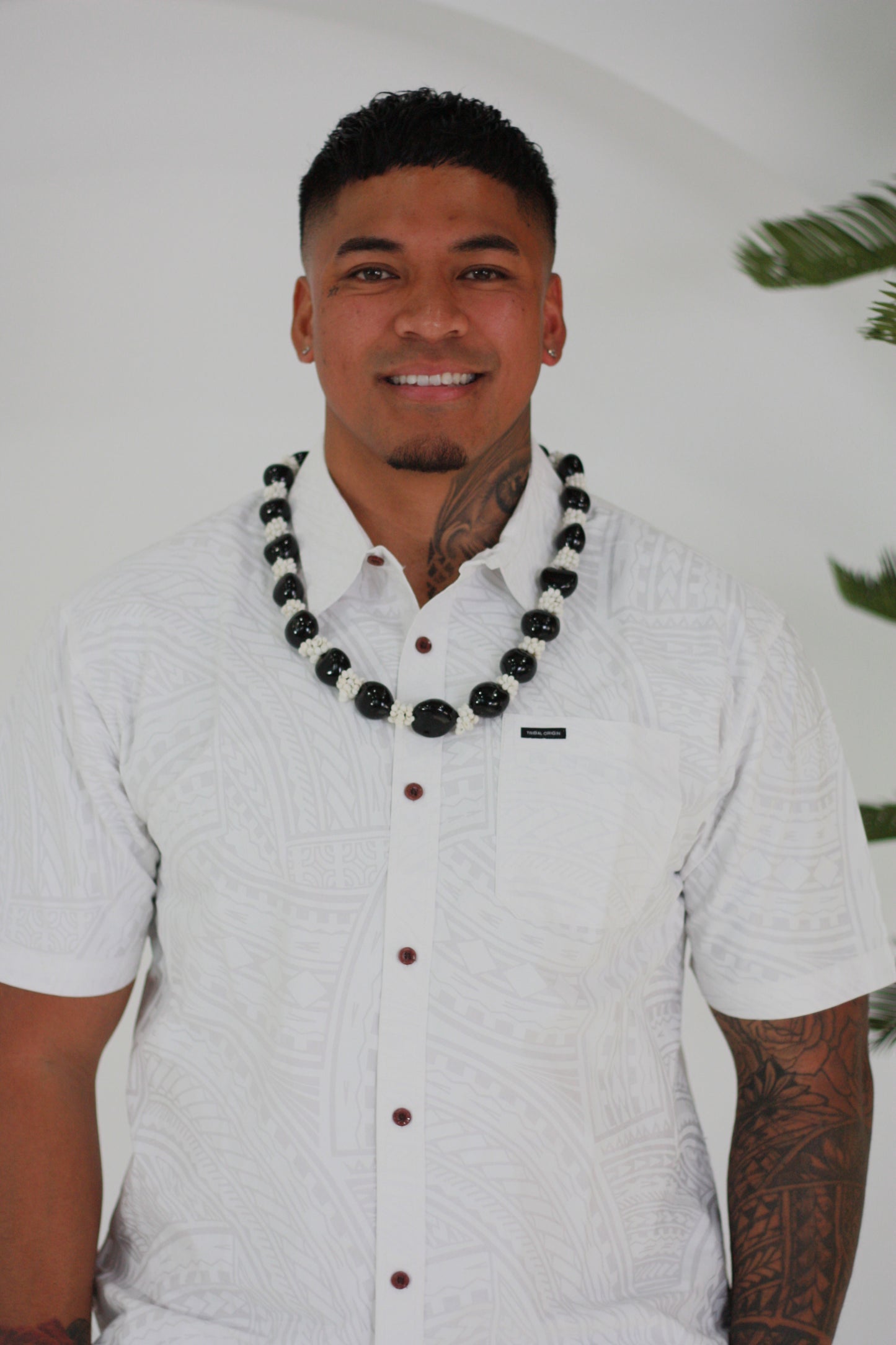 Ula Kukui & Sisi Shell Necklace