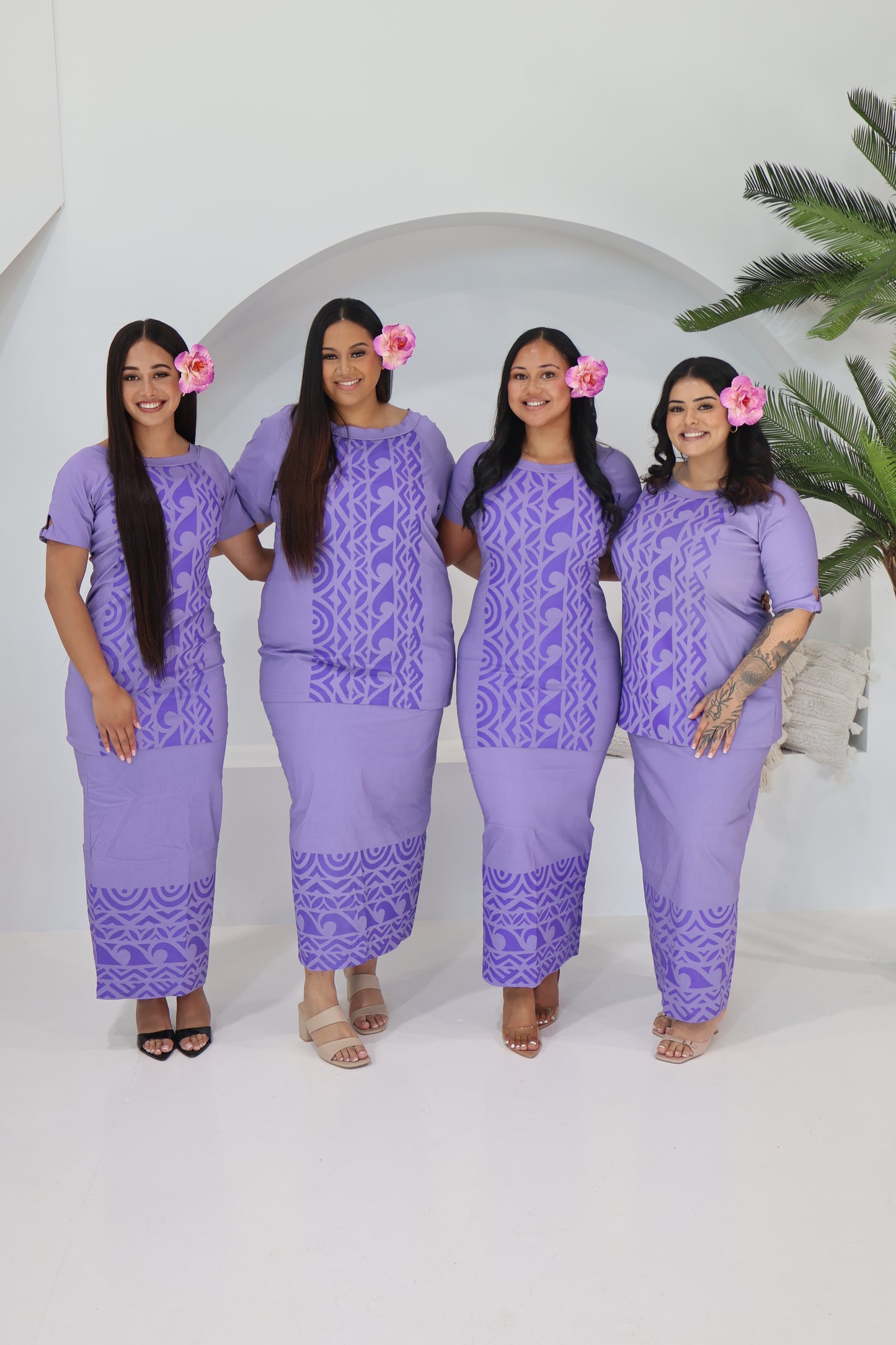 Women's Limited Edition Iupeli Puletasi in Lavender
