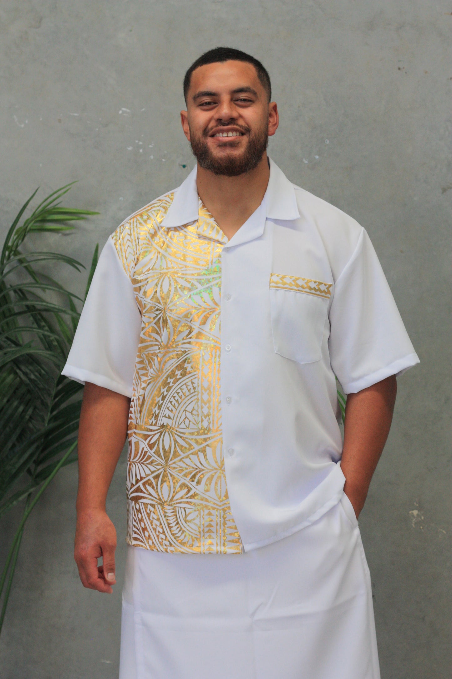 Polynesian Fashion Men's Gold Short Sleeve Shirt ( New )