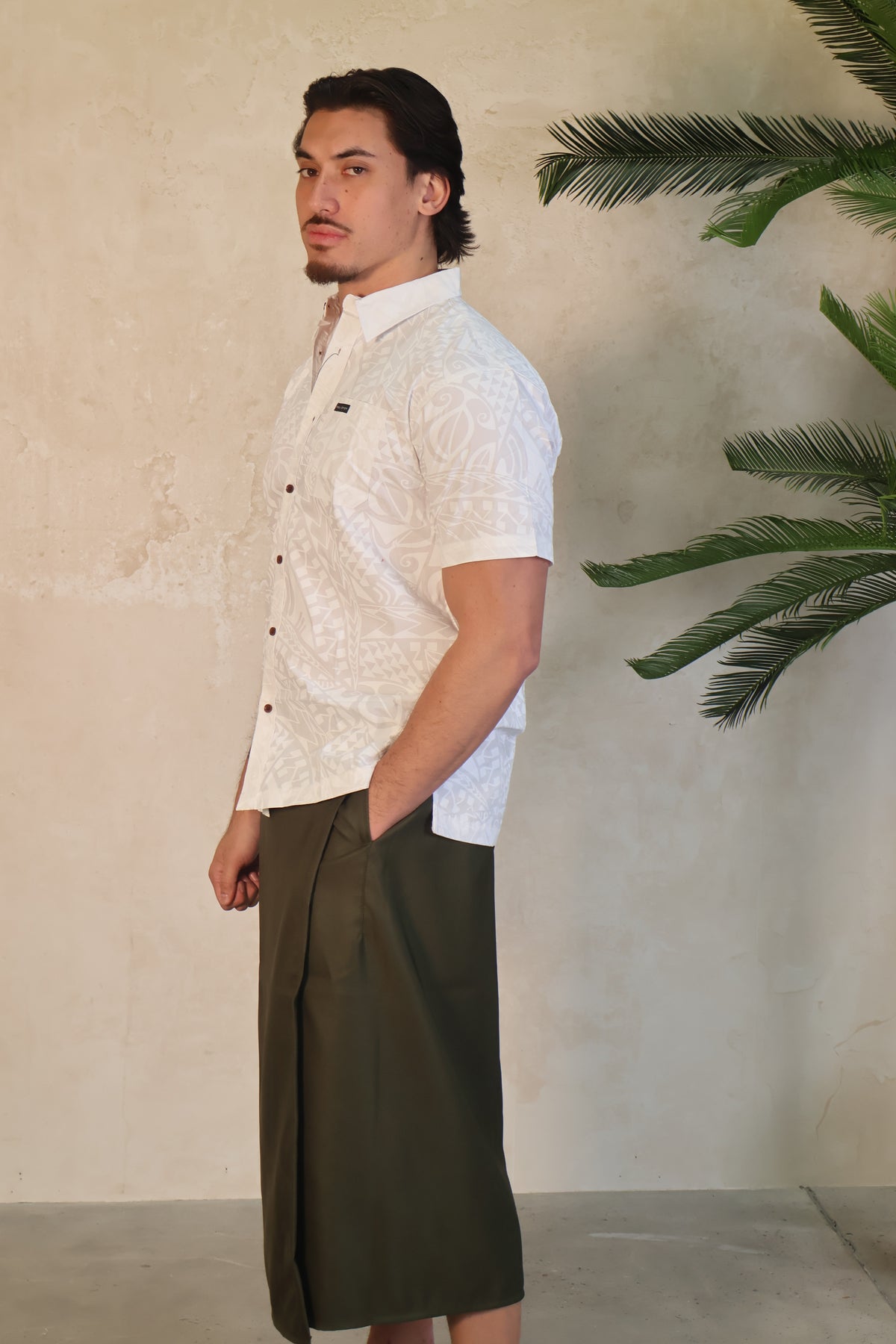 Iefaitaga-Sulu Men's Kahki Green