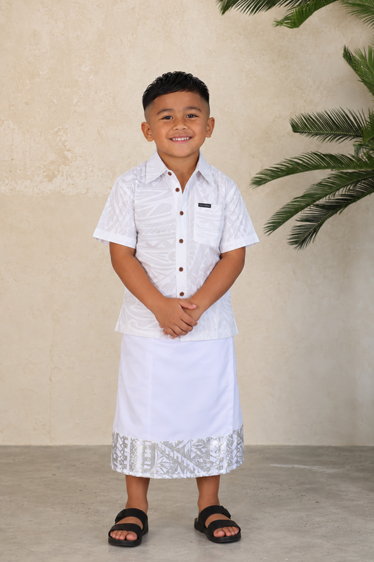 Iefaitaga-Sulu Boys White & Silver Metallic