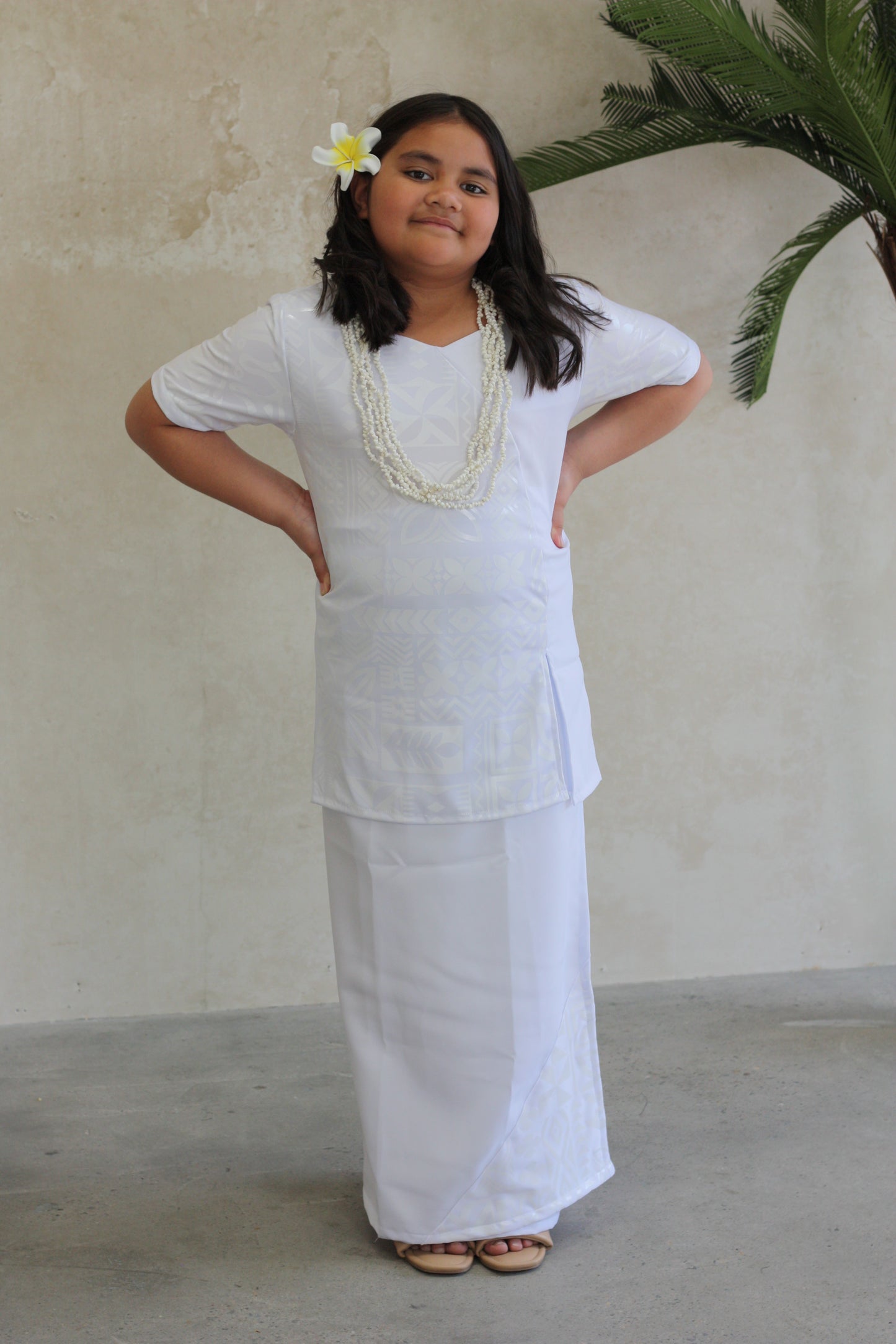 Polynesian Fashion Girls Puletasi White on White