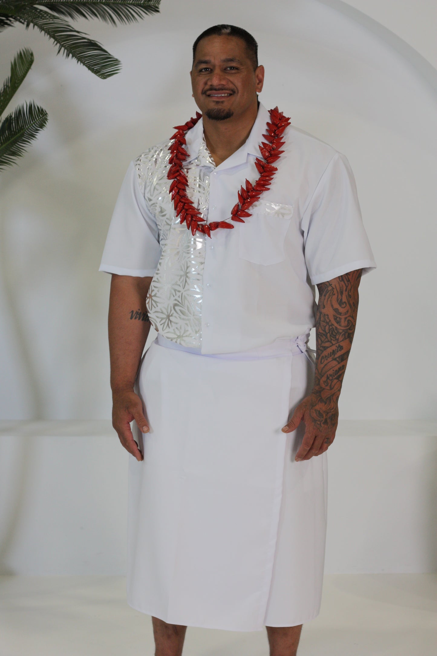 Polynesian Fashion Mens Silver Metalic Short Sleeve Shirt