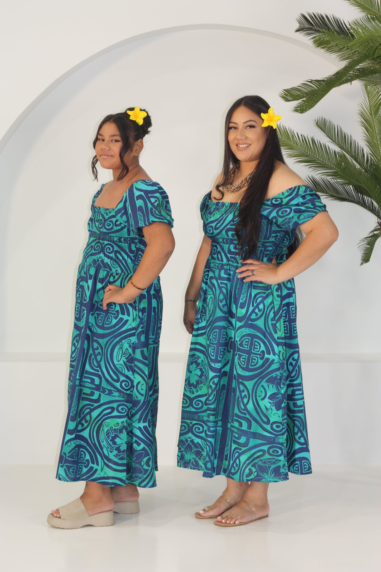 Akamu Jollie Smocked Dress Viriya Teal LD5092