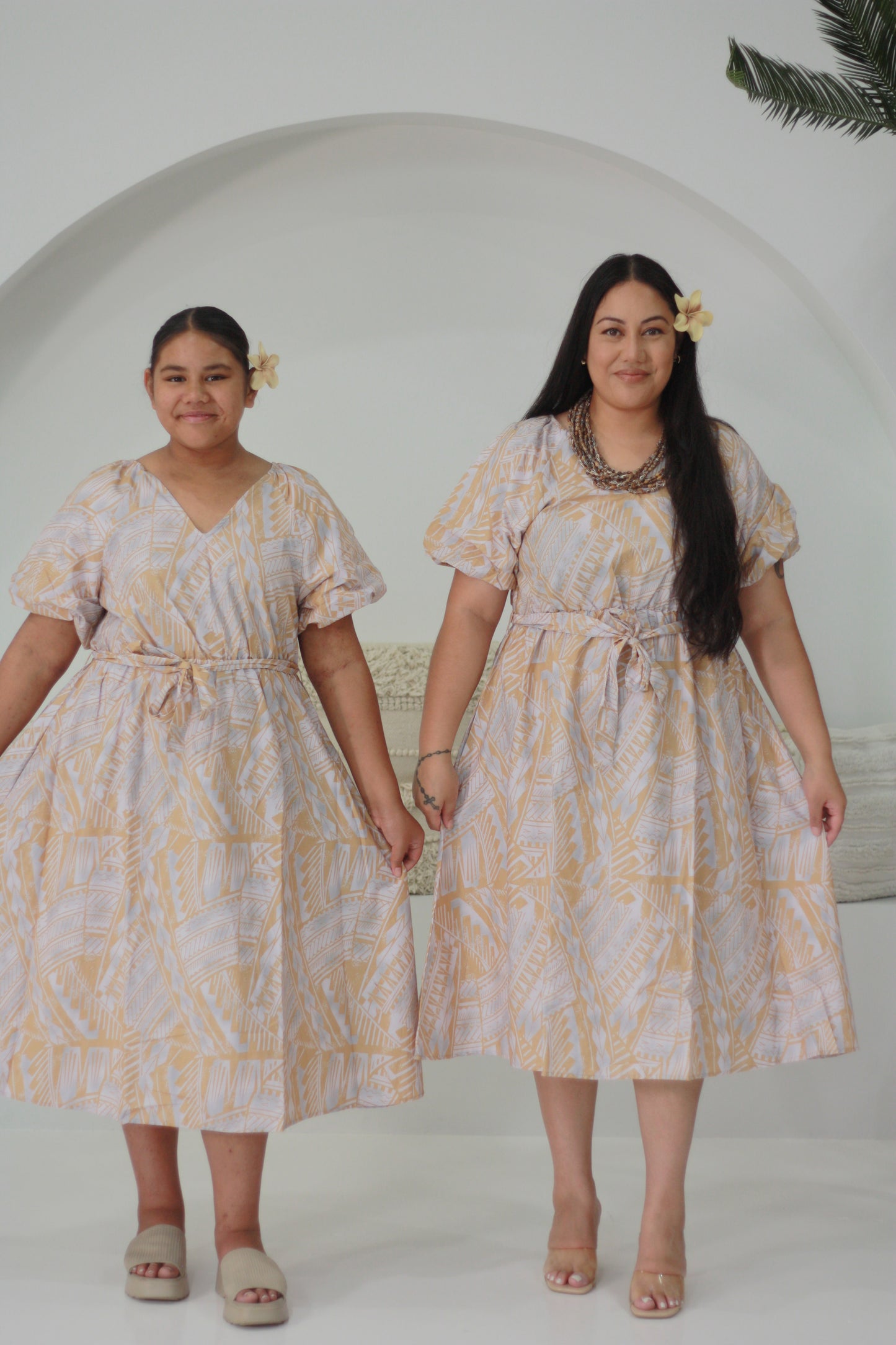 Tribal Origin Women's Nyrah Dress in Beige and Light Grey LD5163