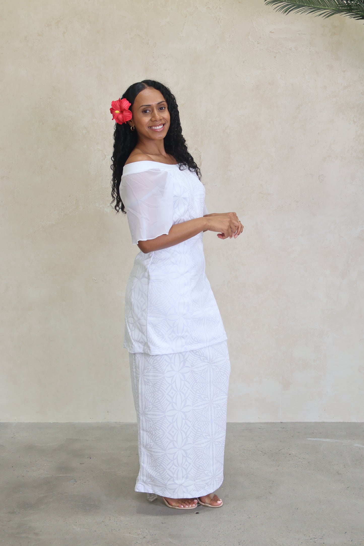 Rimani Samoa Fitted Chiffon Puletasi (Size 14 only)