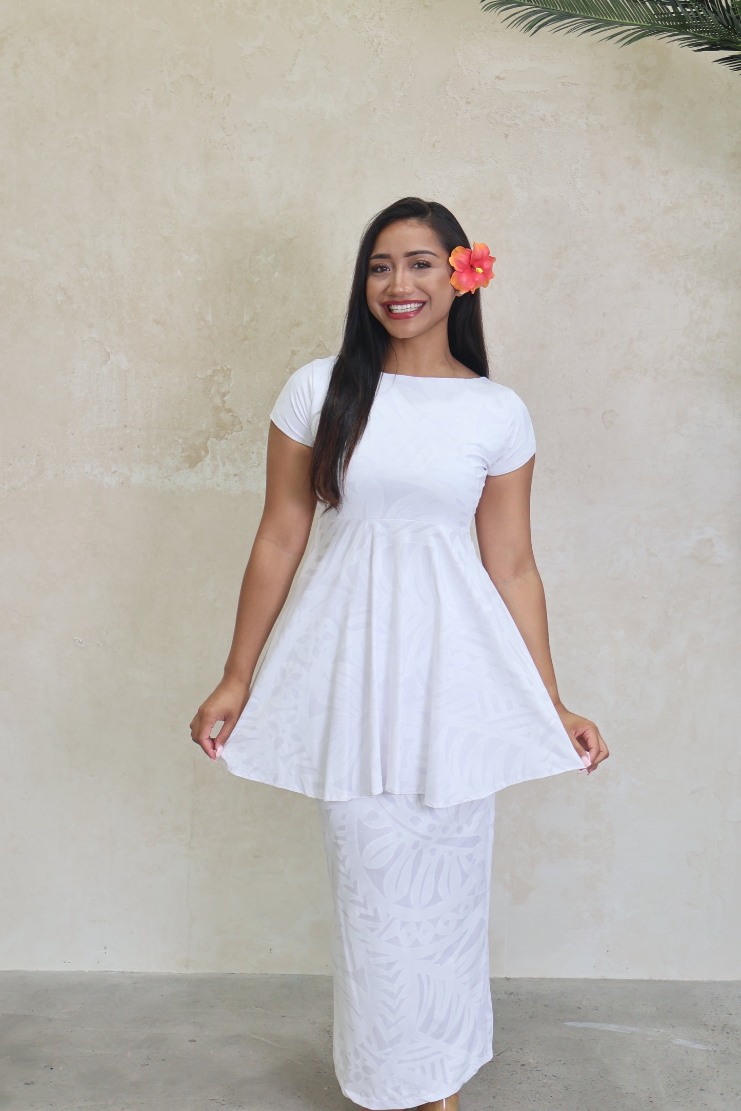 Rimani Samoa Peplum White Elei Puletasi (Size 10 only)