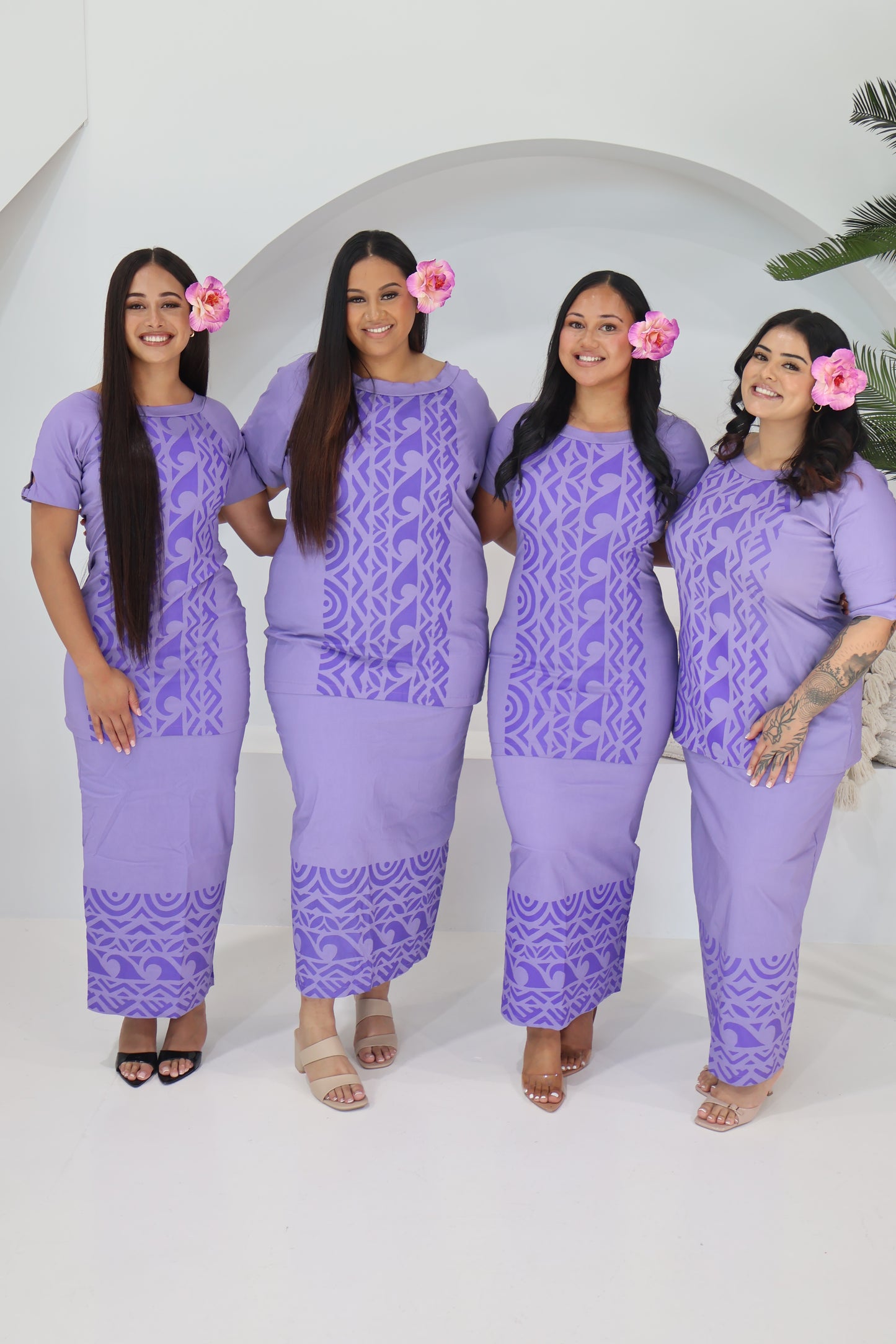 Women's Limited Edition Iupeli Puletasi in Lavender