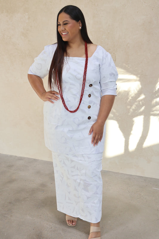 Women's Button Detailed Elei Puletasi (Size 22 only)