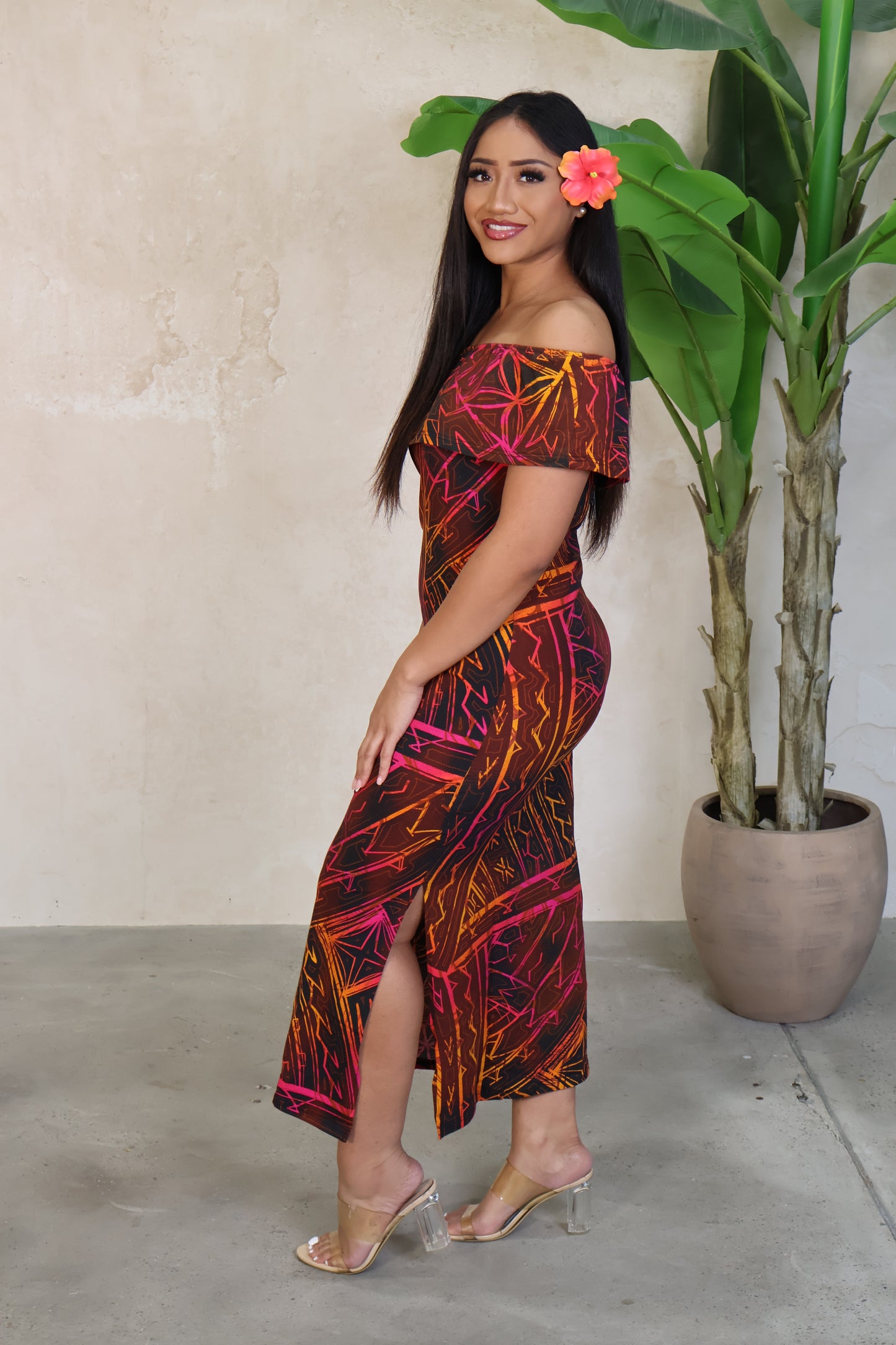 Akamu Mahina Dress- Volau (Larva)