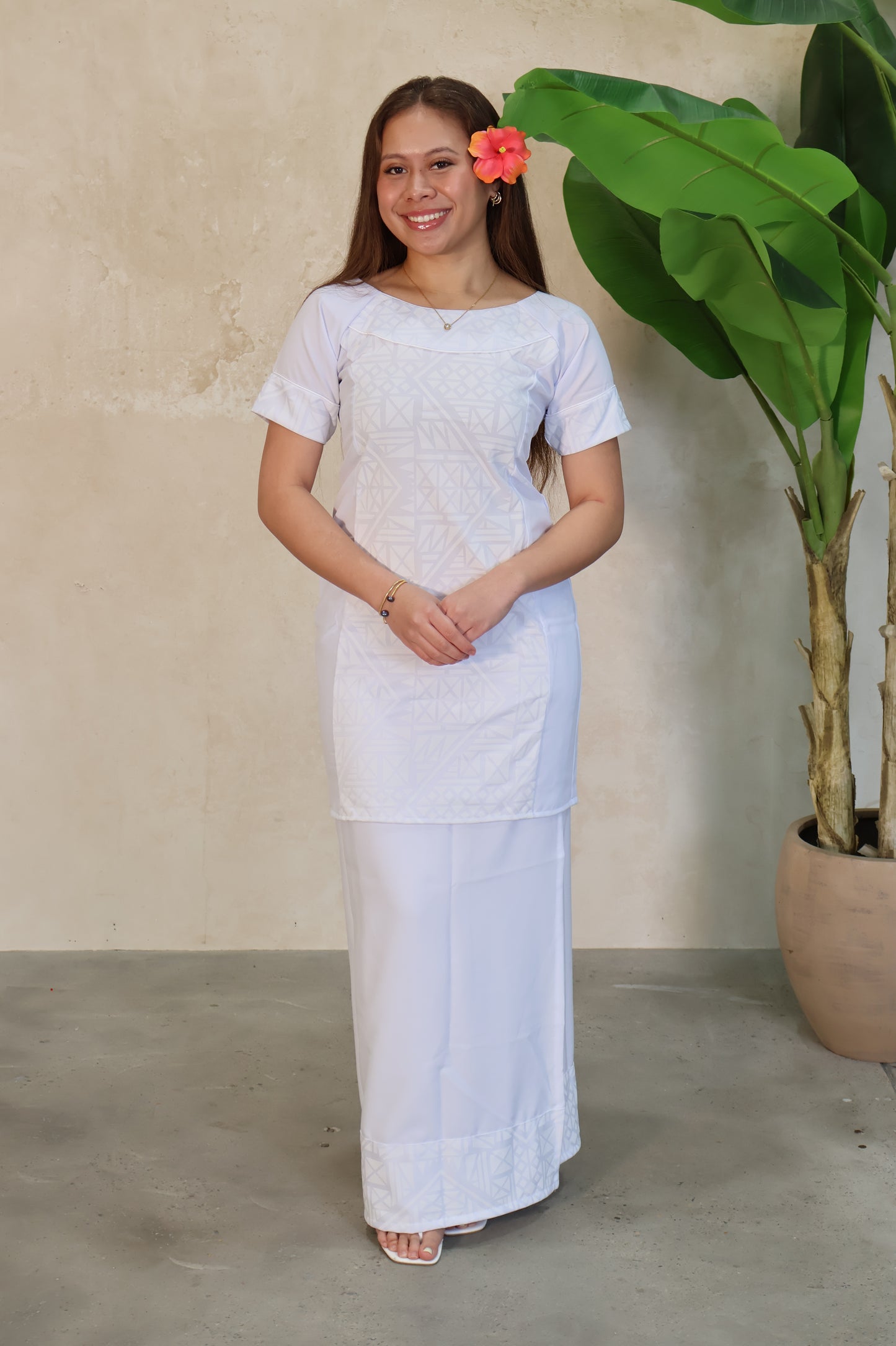 Polynesian Fashion Women's White Puletasi Short Sleeve