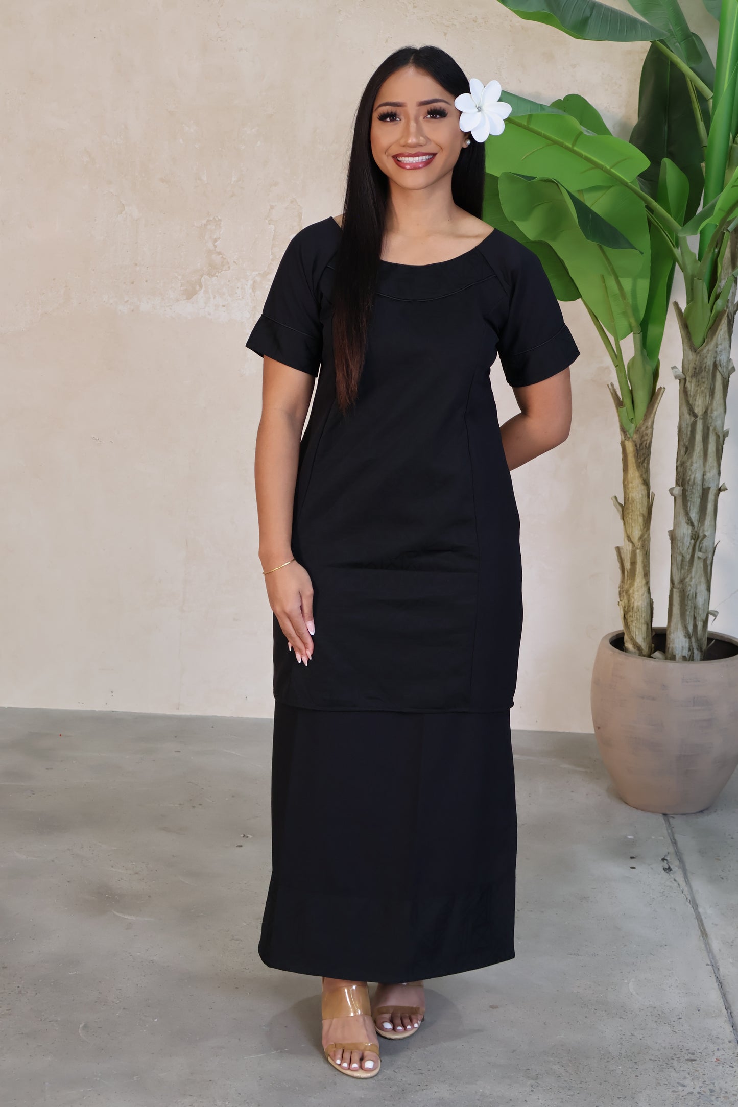 Polynesian Fashion Women's Black Puletasi (Short Sleeve)