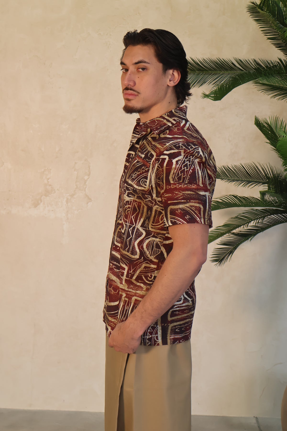 Akamu Mens Shirt in Maroon/Gold Farasiko collection SS4747