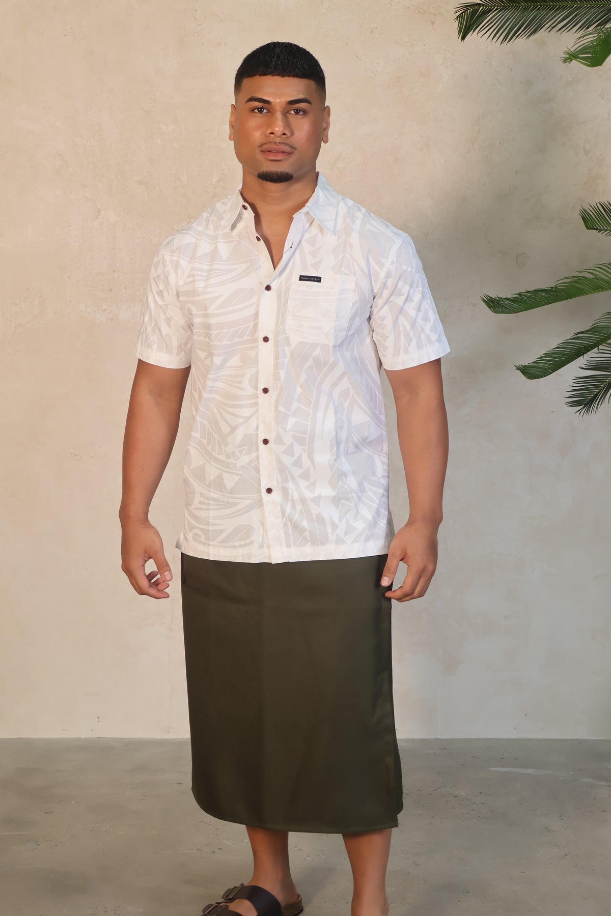 Iefaitaga-Sulu Men's Kahki Green